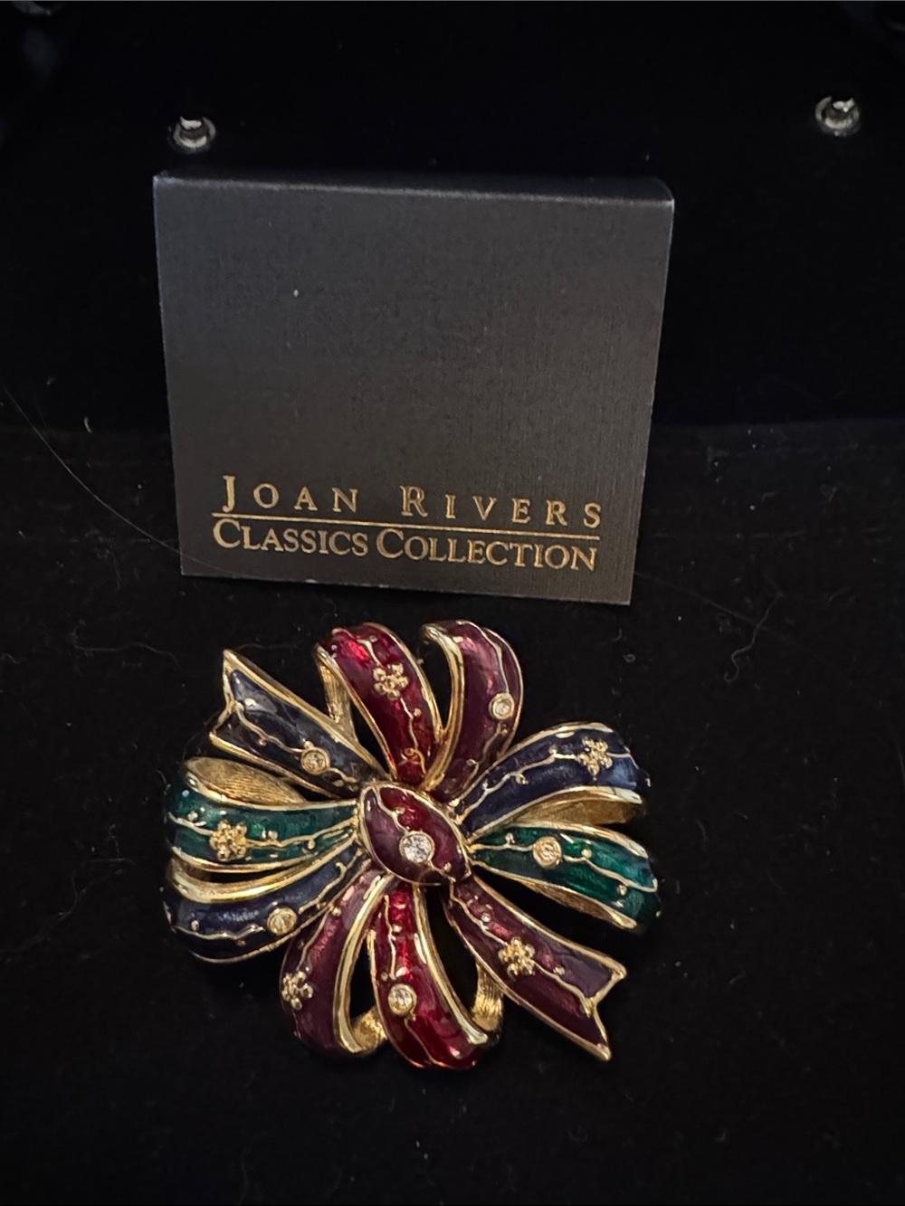 JOAN RIVERS HOLIDAY RIBBON BOW BROOCH PIN CLASSIC COLLECTION SIGNED GOLD TONE